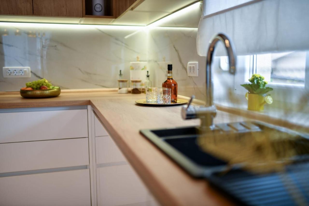 Family Apartment Amare Zadar Buitenkant foto