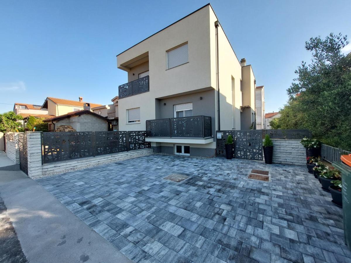 Family Apartment Amare Zadar Buitenkant foto